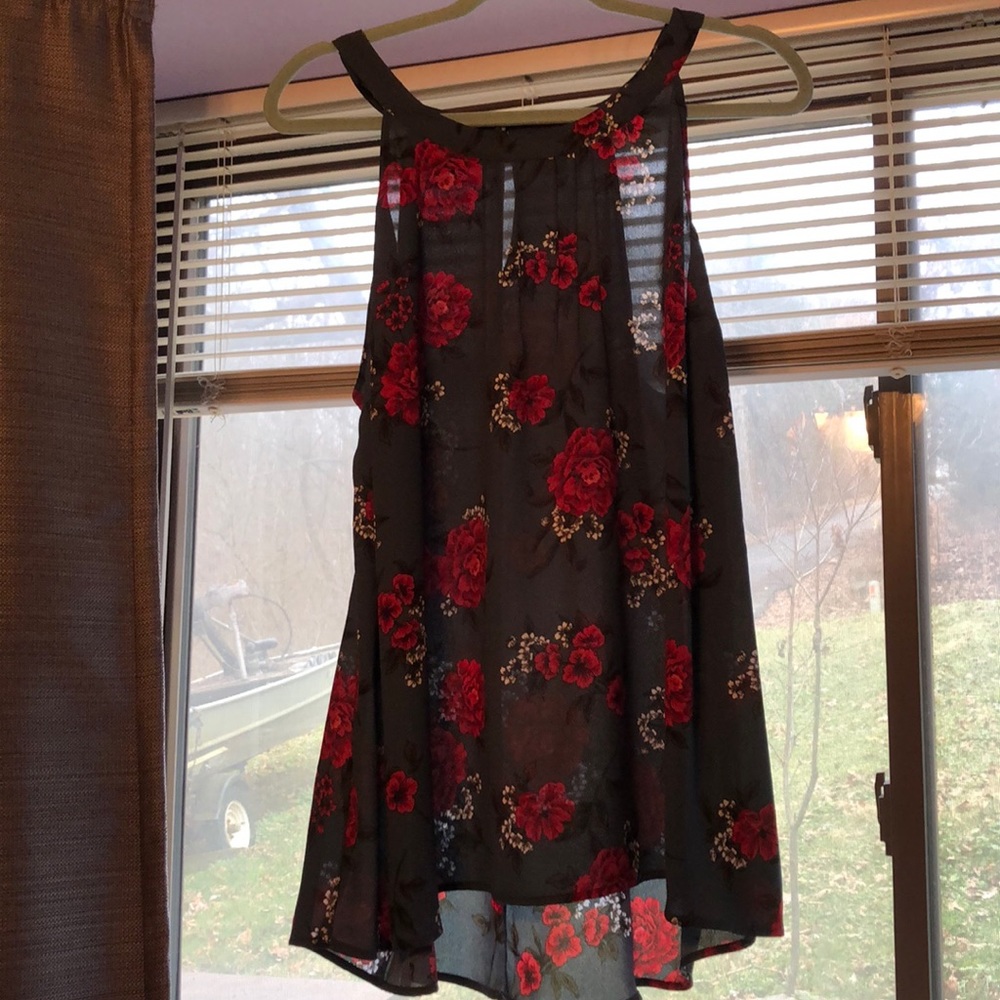 GORGEOUS Torrid Tank Blue with Flowers